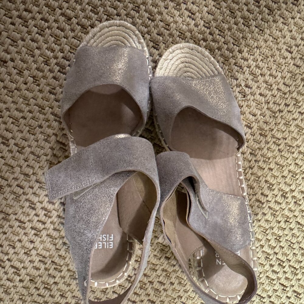 Eileen Fisher Wedge shoes size 9
